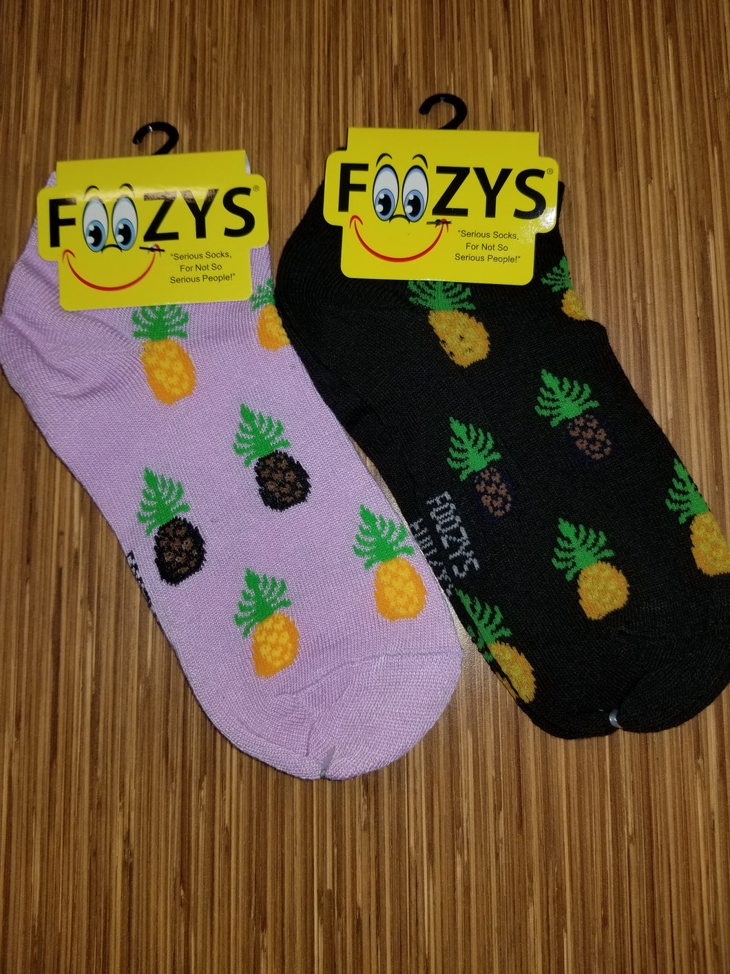 Pineapple No Show Socks